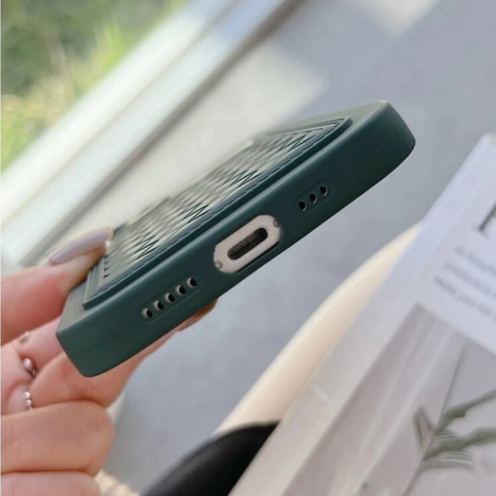 ⚠️Clearance💚iPhone 13/Pro/Pro Max Dark Green Woven Pattern Card Slot - Picture 3 of 4